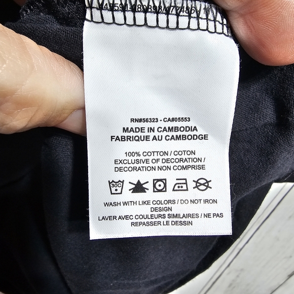 Nike Women's Cropped Black Logo T-Shirt Short Sleeve Sportswear Crewneck Size XL - Picture 5 of 7